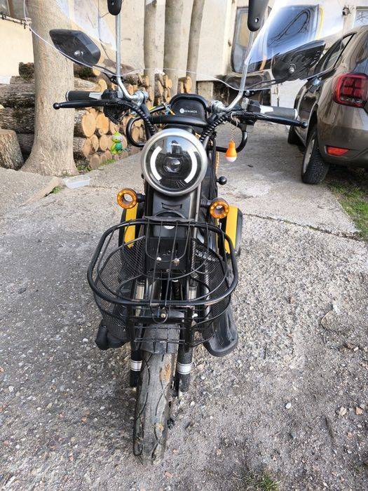 Vând Tricicletă Electrică