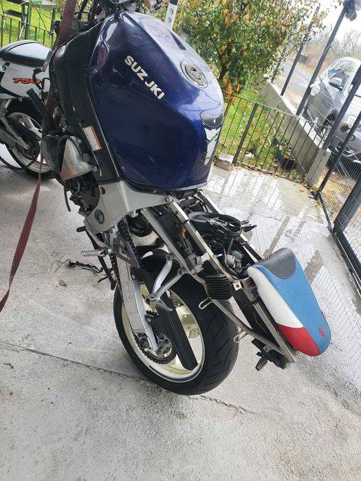Dezmembrez Suzuki Gsxr 600 2000 -2001 Gsx-r 600 k1