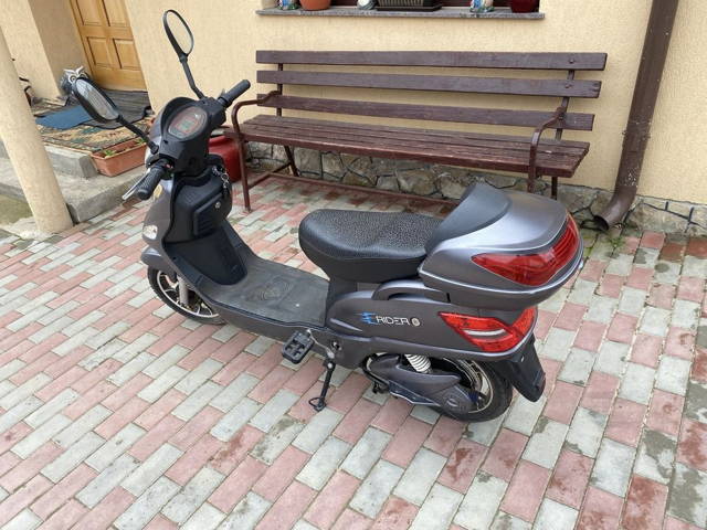 Moped Electric Scuter Autonomie de baterie de 25 km