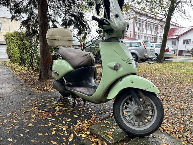 Vand scuter Aprilia Habana 125 cmc
