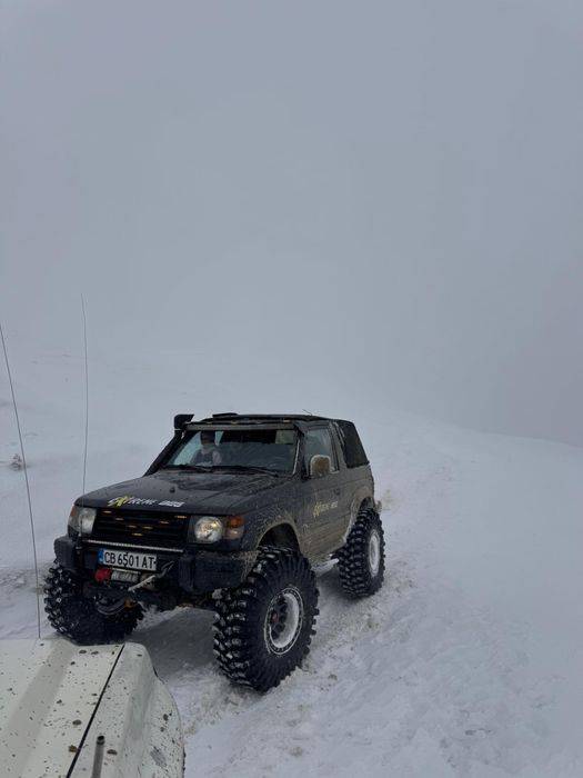Mitsubishi pajero m57