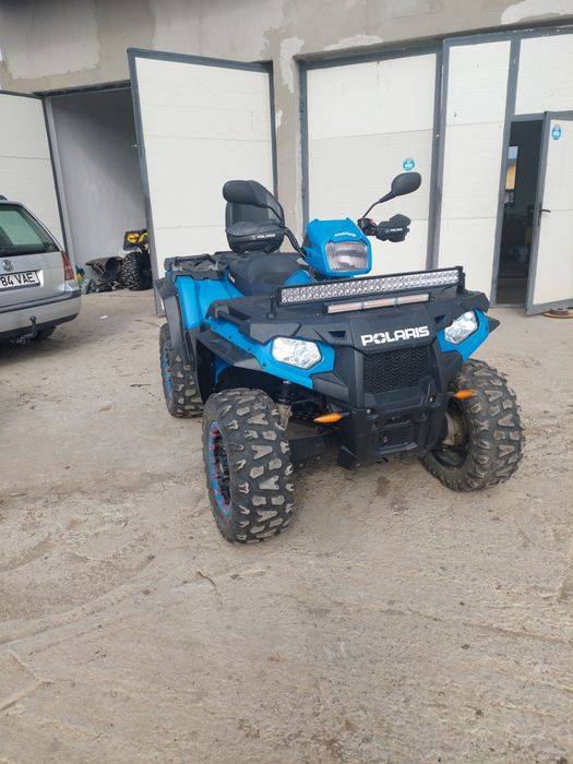 Vând polaris 570 an 2018