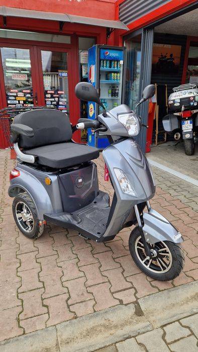 Triciclu Electric Volta Vm4 , batrani, handicap, dizabilitati scuter