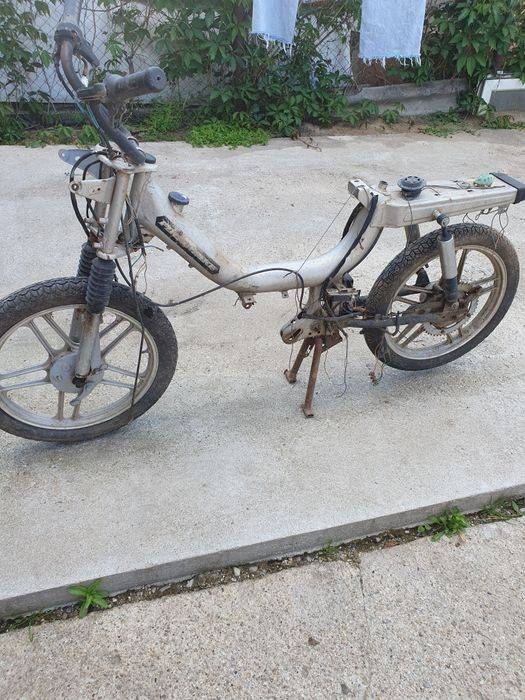 Scuter mini mobră first bike
