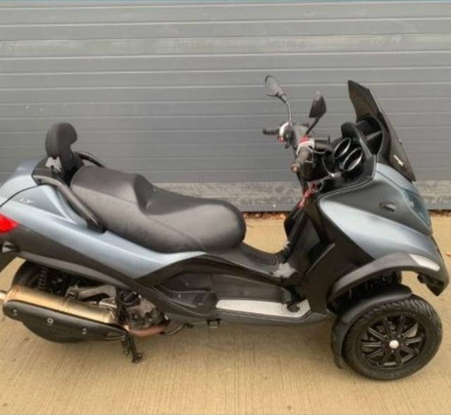Piaggio mp3 Lt 500cm servisat la zi