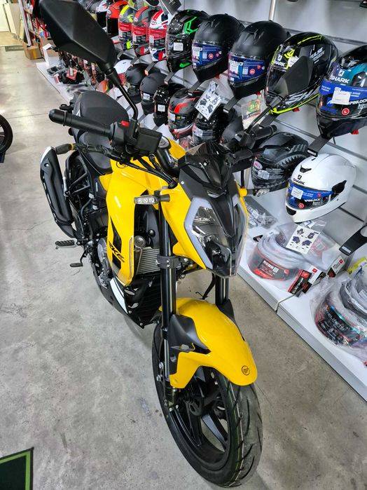 Motocicleta Keeway RKF 125 cc (permis A1) + casca cadou