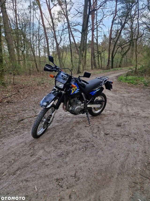 Suzuki DR