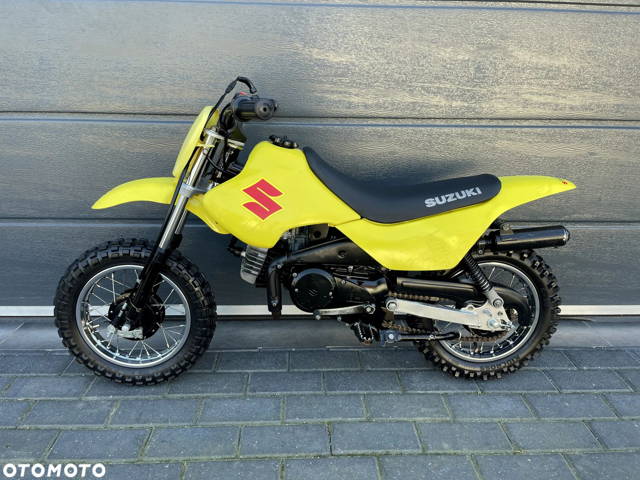 Suzuki Inny