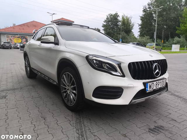 Mercedes-Benz GLA 250 4-Matic AMG Line