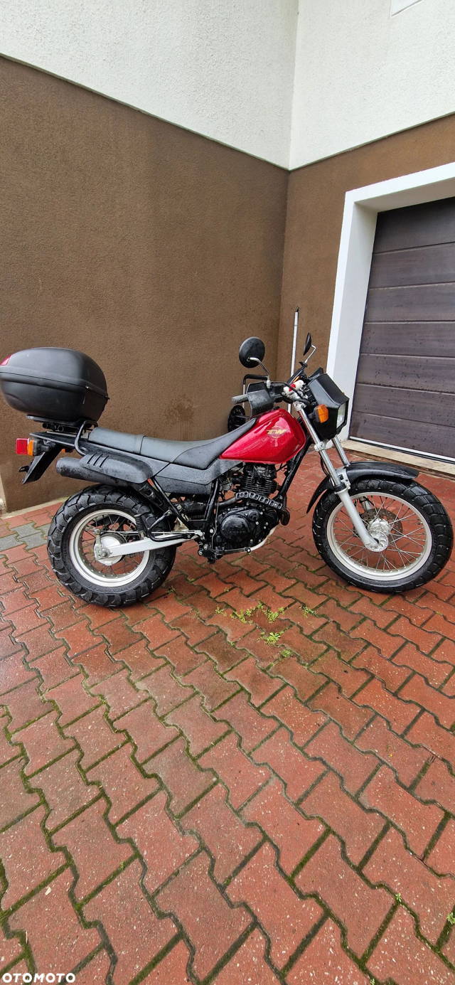 Yamaha TW
