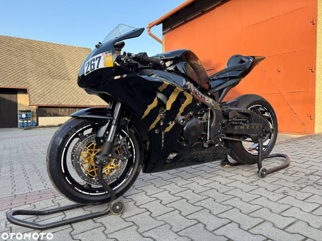 Honda CBR