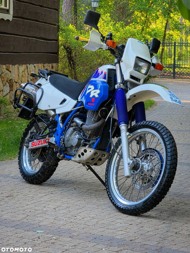 Suzuki DR