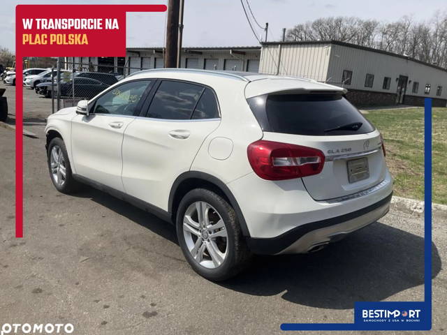 Mercedes-Benz GLA 250 4-Matic AMG Line