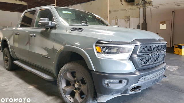 RAM 1500 Crew Cab Shortbed Bighorn
