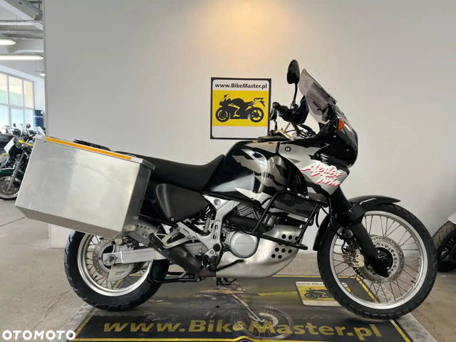 Honda XRV
