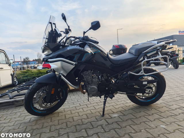 CFMoto MT