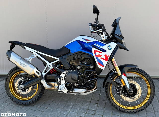 BMW F