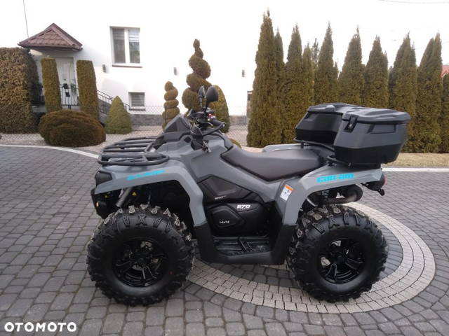 Can-Am Outlander