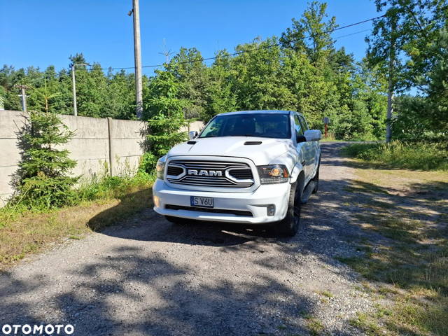RAM 1500 5.7 Quad Cab Longbed Laramie Sport