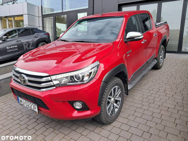 Toyota Hilux 2.4 D-4D Double Cab SR5 4x4