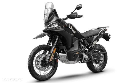 CFMoto MT-X
