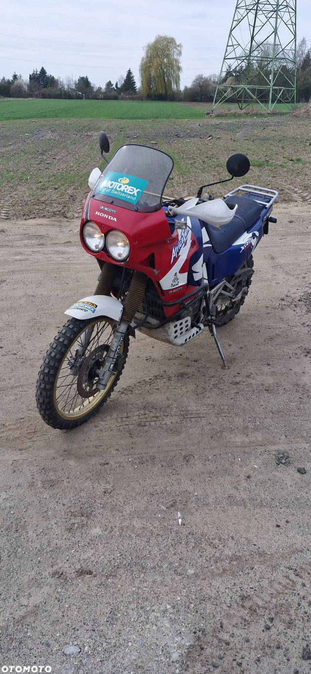 Honda XRV