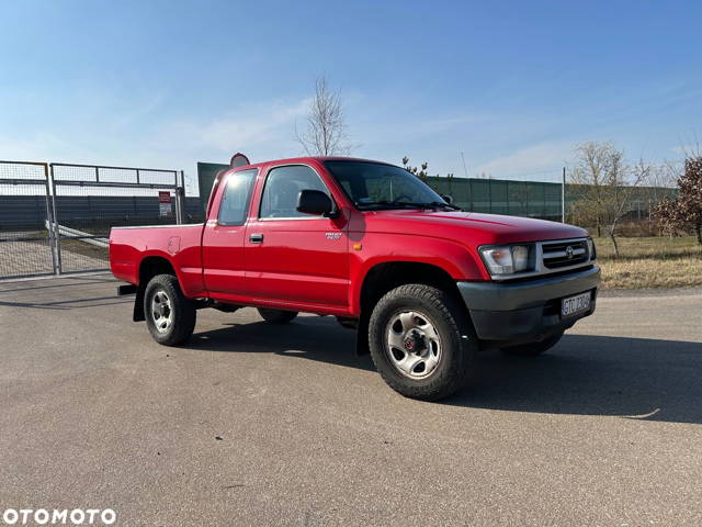 Toyota Hilux 4WD DLX