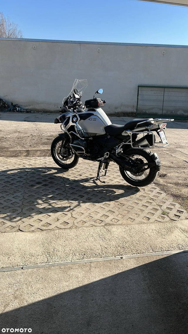BMW R