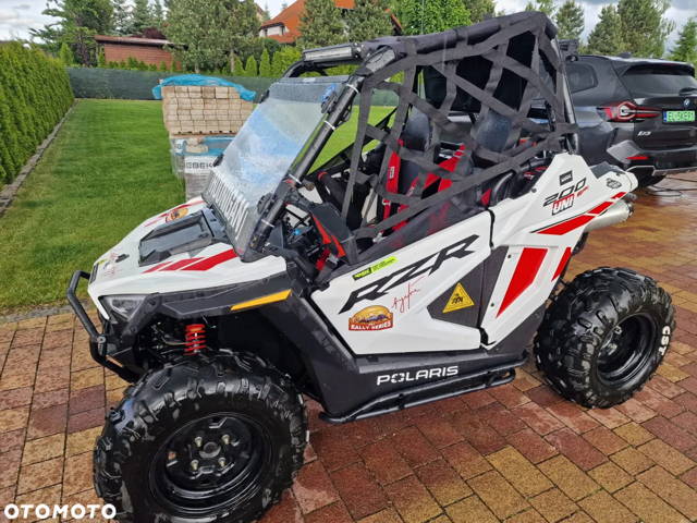 Polaris RZR