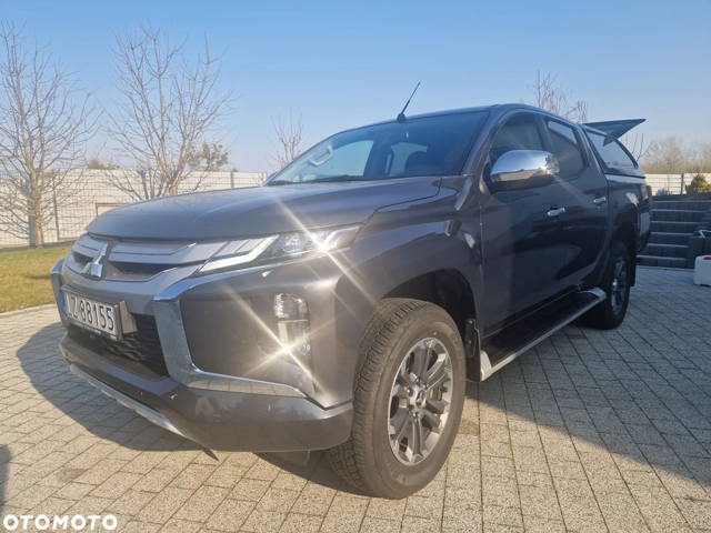 Mitsubishi L200 2.2 d DC Instyle Plus