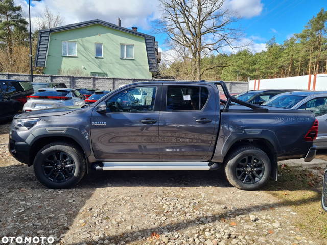Toyota Hilux 2.8 D-4D Double Cab Invincible 4x4