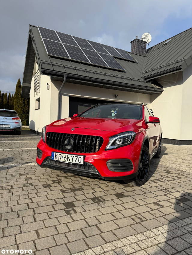 Mercedes-Benz GLA 250 4-Matic AMG Line