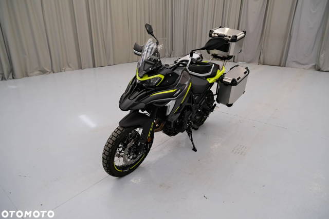 Benelli TRK 702X
