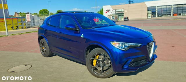 Alfa Romeo Stelvio V6 2.9 Bi-Turbo AT8-Q4 Quadrifoglio