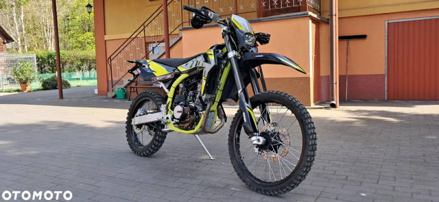 SWM RS 125 R