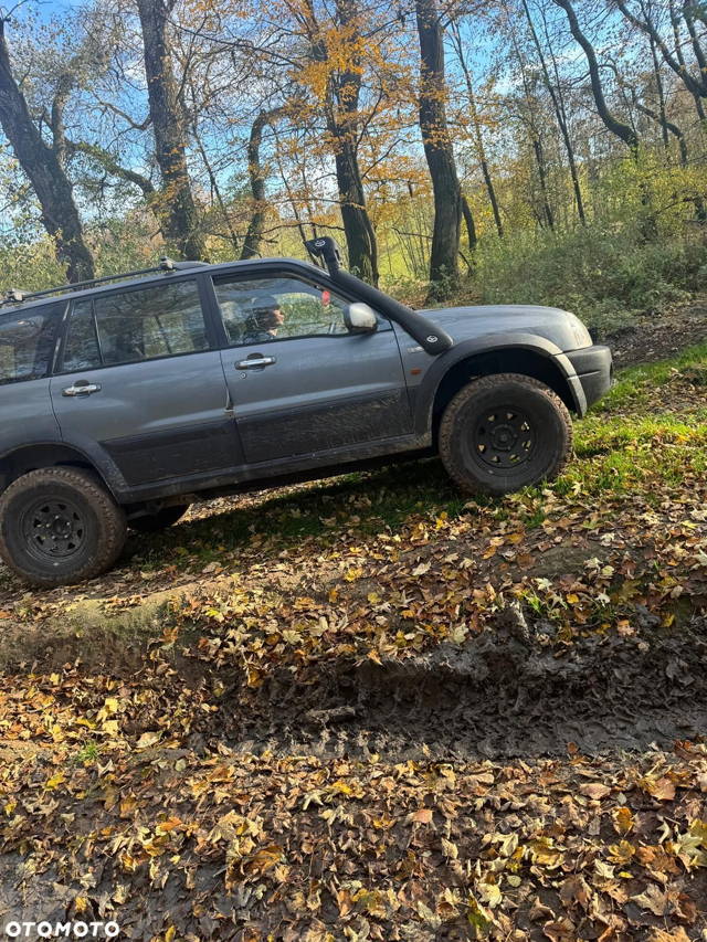 Suzuki Grand Vitara 2.7 V6