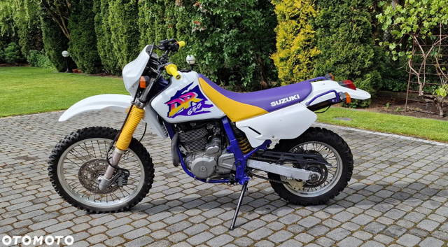 Suzuki DR