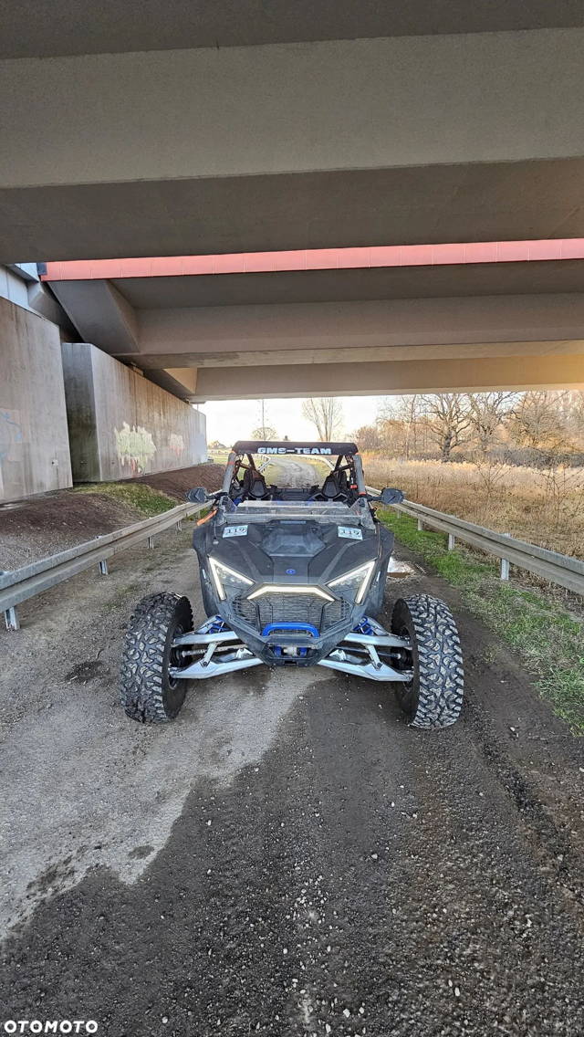 Polaris RZR