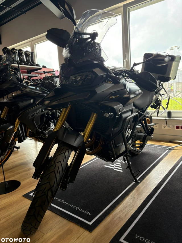 VOGE 900DSX