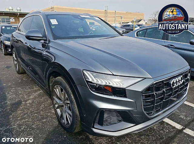 Audi Q8 55 TFSI quattro tiptronic