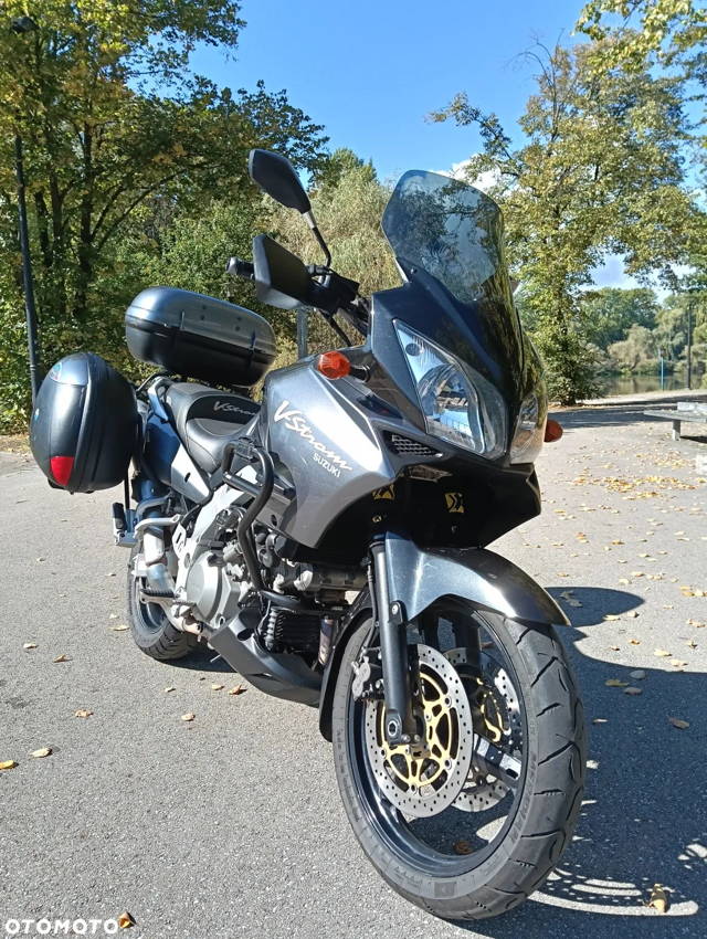 Suzuki V-STROM