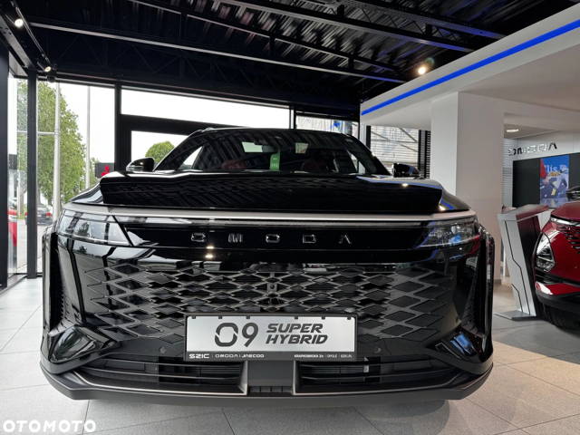 Omoda 9