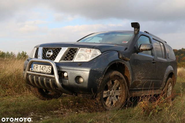 Nissan Pathfinder 2.5 DCi Elegance / LE