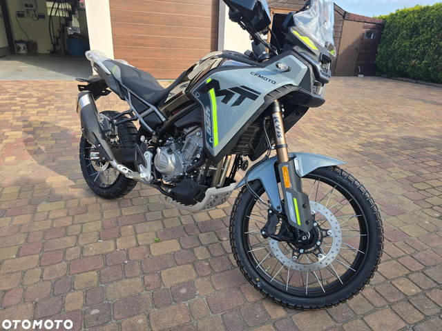 CFMoto MT