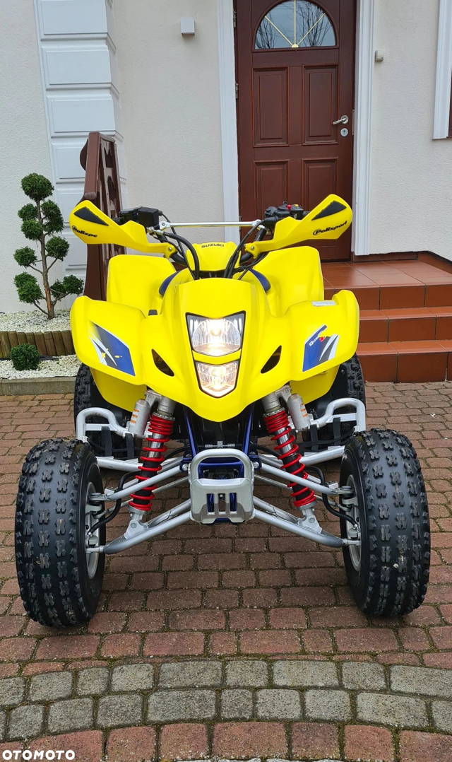 Suzuki Inny