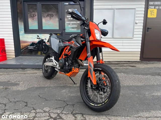KTM SMC