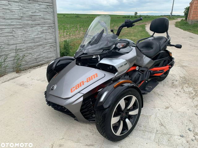 Can-Am Spyder
