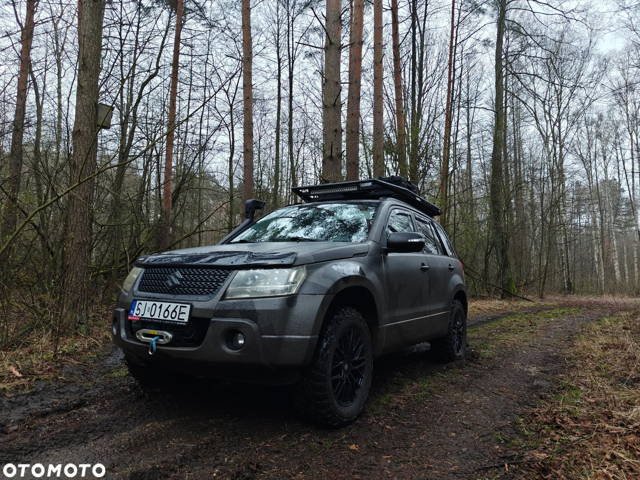 Suzuki Grand Vitara 2.4 De Luxe