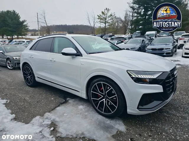Audi Q8 55 TFSI quattro tiptronic