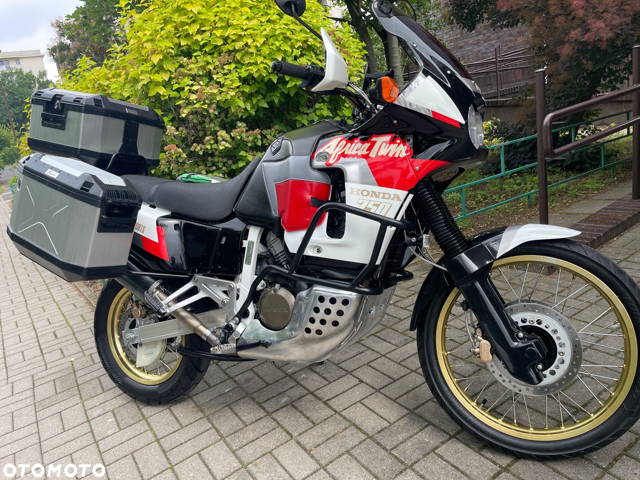 Honda XRV